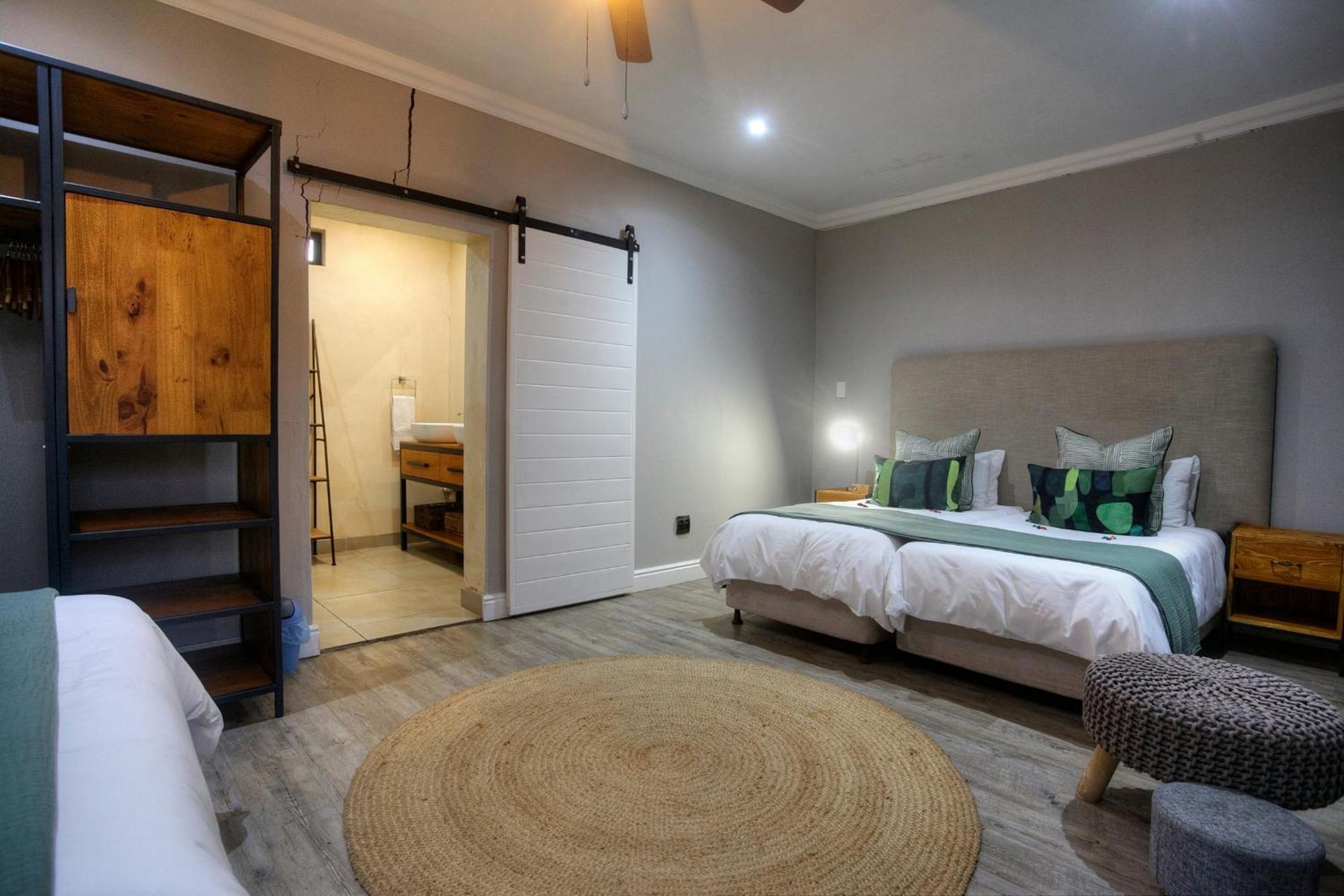 Paterson Addo Elephant Safari Lodge - Bellevue Forest Reserve מראה חיצוני תמונה