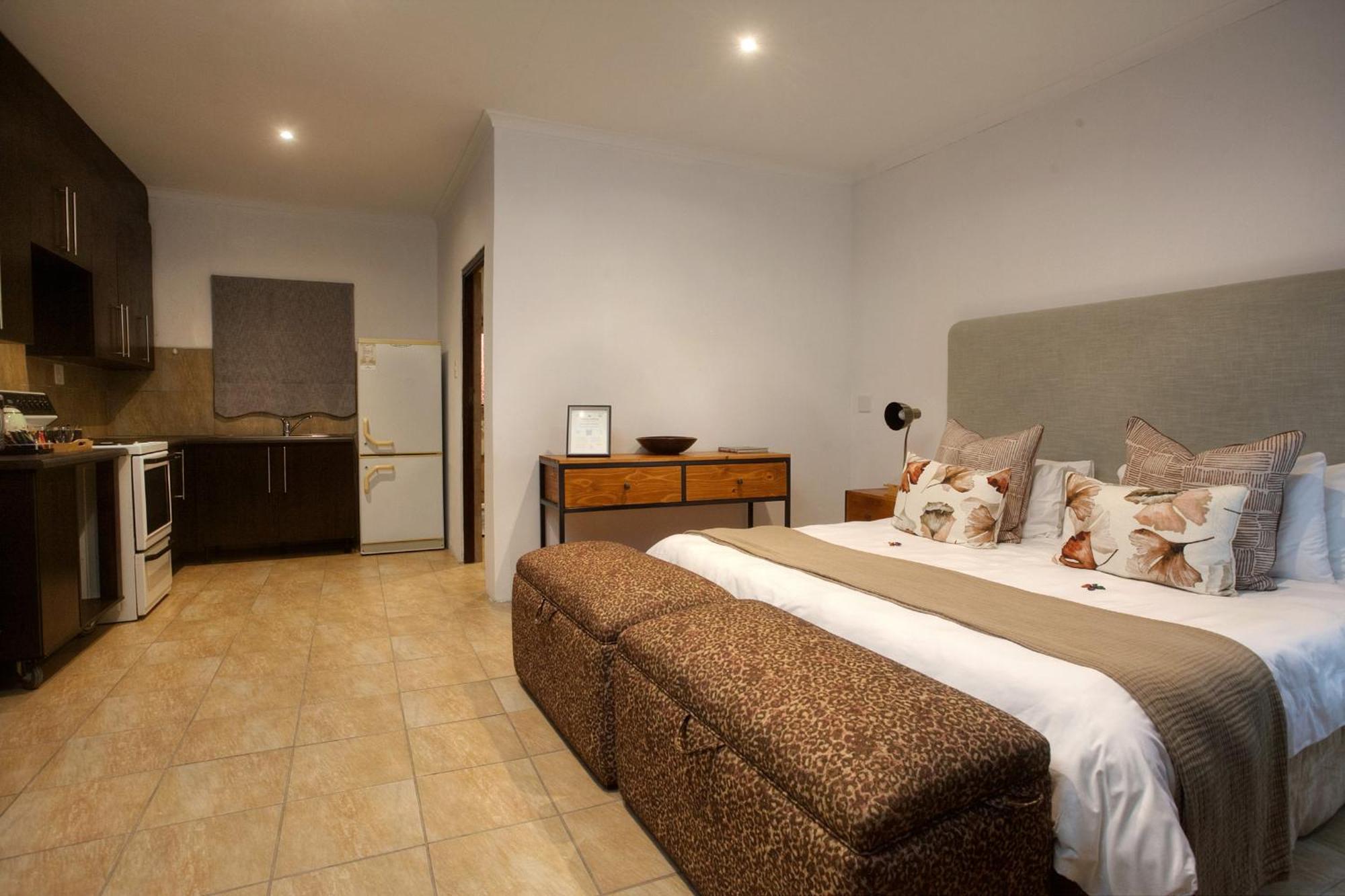 Paterson Addo Elephant Safari Lodge - Bellevue Forest Reserve מראה חיצוני תמונה
