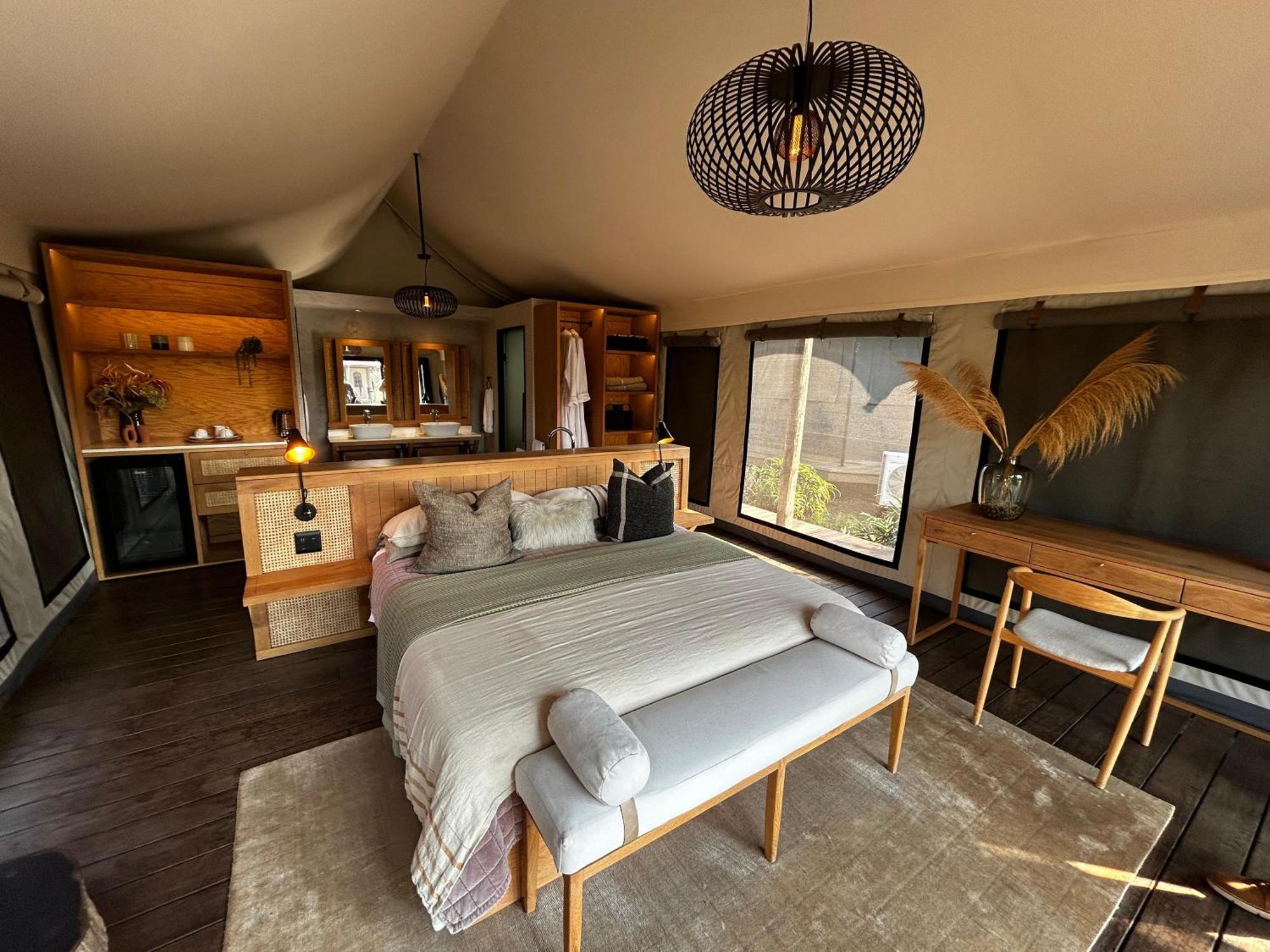 Paterson Addo Elephant Safari Lodge - Bellevue Forest Reserve מראה חיצוני תמונה