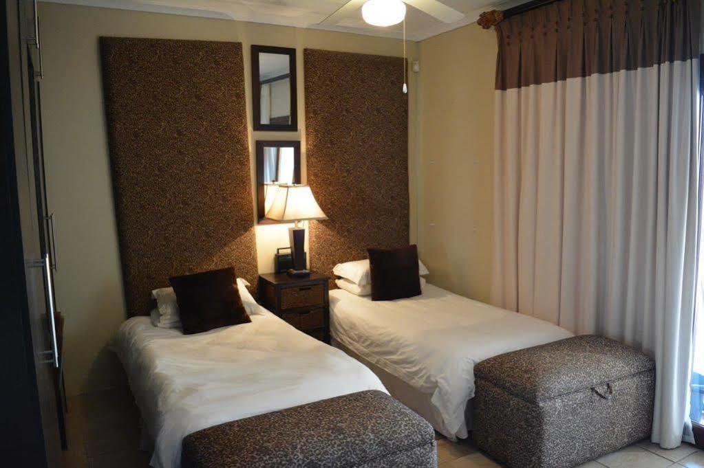 Paterson Addo Elephant Safari Lodge - Bellevue Forest Reserve מראה חיצוני תמונה